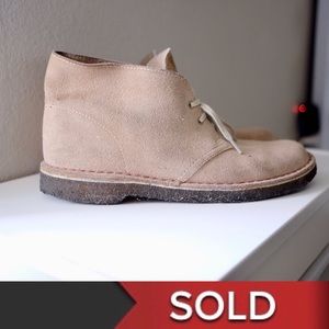 ‼️SOLD‼️ Clarks Chukka Original Boots